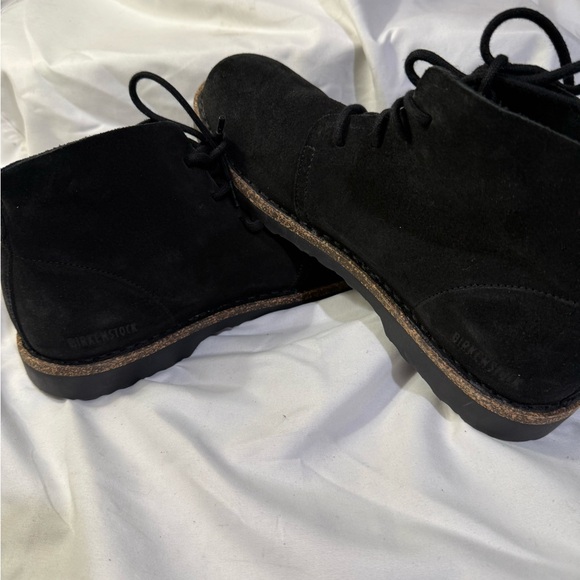 Birkenstock Uppsala Mid
Suede Leather - Men Black Size 9-9.5 - Picture 5 of 8